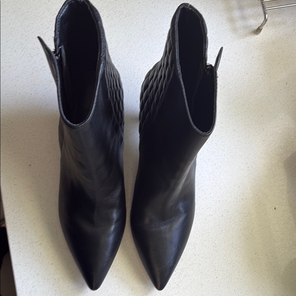 Karl Lagerfeld Ankle Boots Size 9